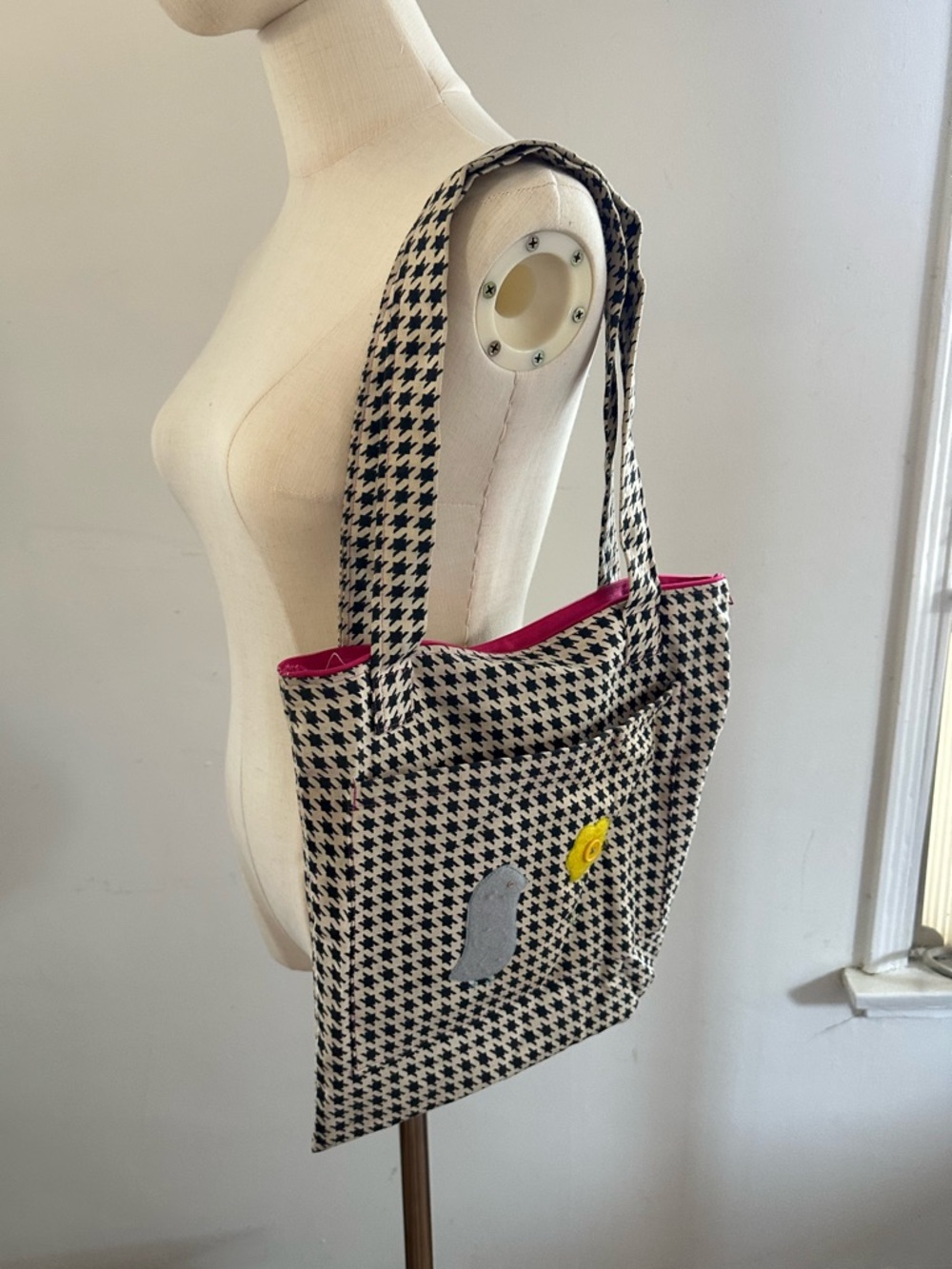 Houndstooth Tote Bag with Pink Trim and matching coin pouch - Women Bags